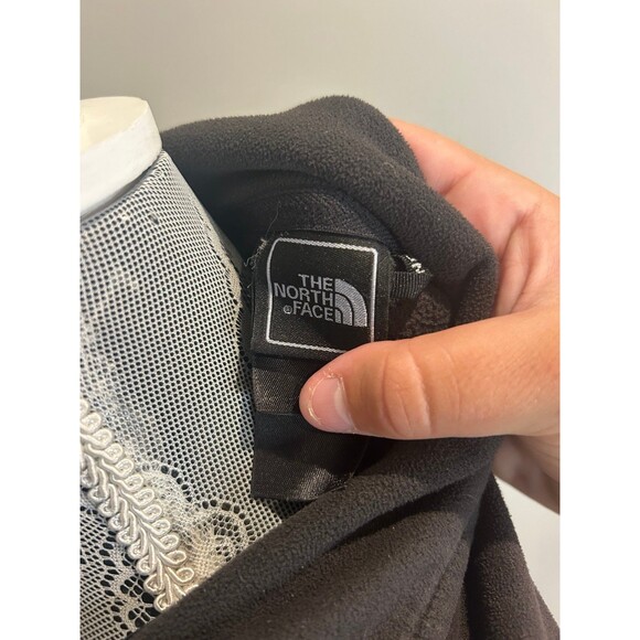 The North Face women’s Jacket Small Black Fleece - Picture 9 of 12